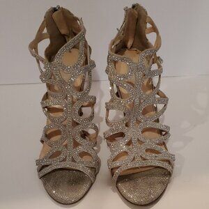Maripe Regal Rhinestone Stiletto Heel Size 9 Dress Shoes